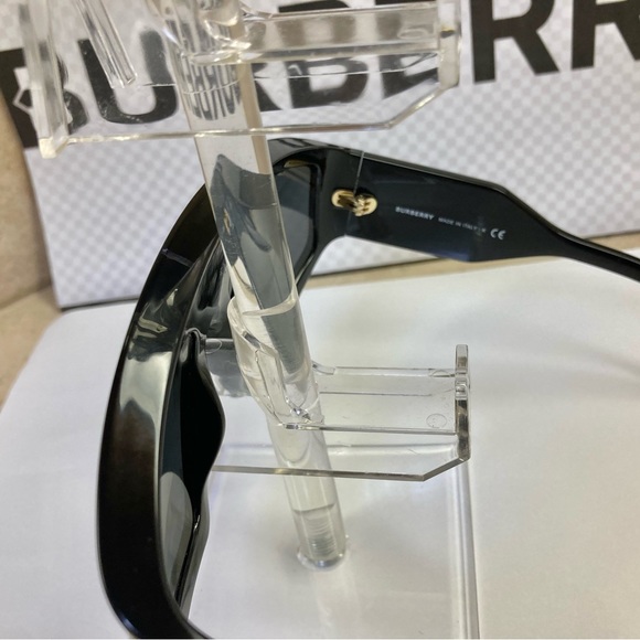 New Burberry Brooke BE4353 Black Shield sunglasses. No case - Picture 13 of 14